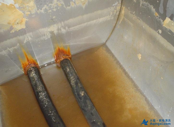 集热器里面的污水