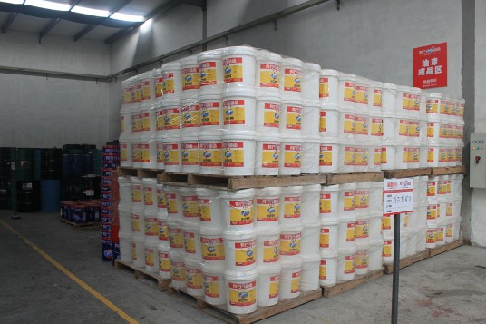 有行鲨鱼上市了 (124)