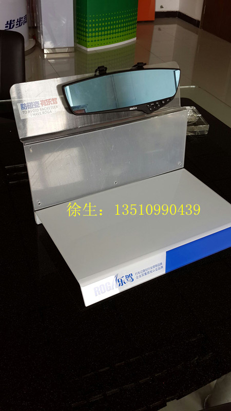 B83F33DAEA7F3F070A2B885A59E7259B_