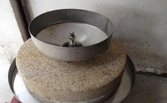 新款电动石磨产品图片