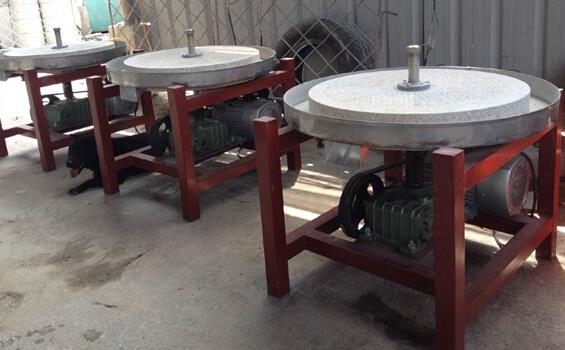 电动石磨磨粉机