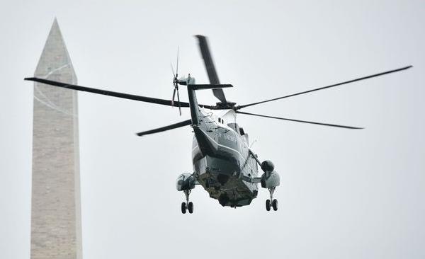 &ldquo;海军一号&rdquo;直升机。（图片来源：新华/法新）