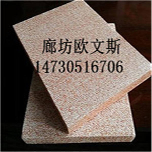 真金板耐燃，耐火、高韧性、防潮、隔音