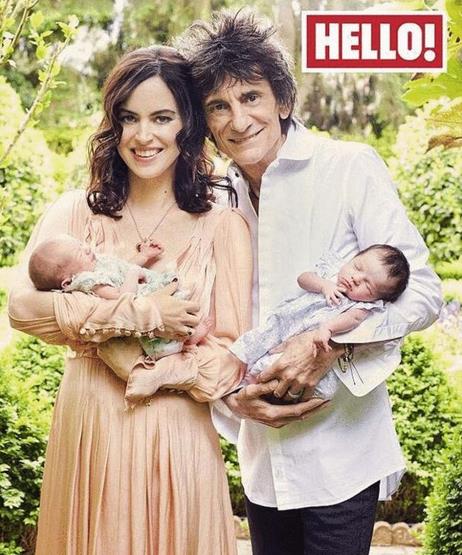 滚石乐队吉他手罗尼&middot;伍德上月底与38岁的妻子莎莉生下一对双胞胎女儿