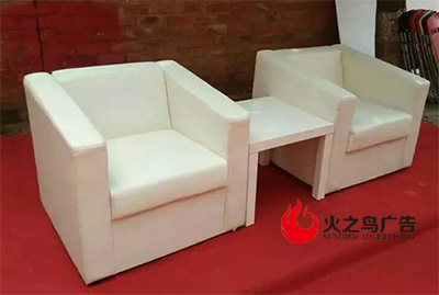 单人沙发配方茶几